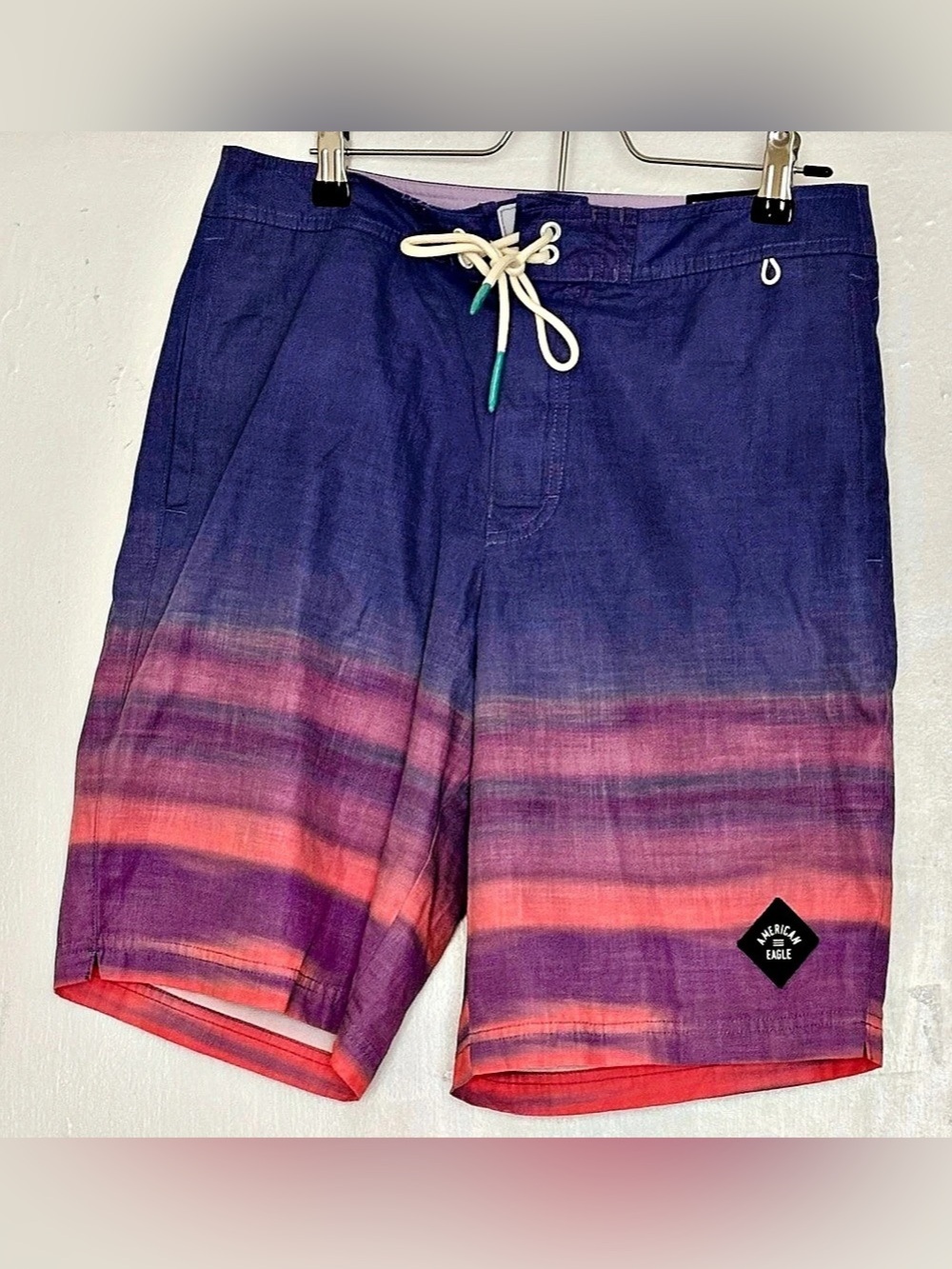 American Eagle Men’s Boardshorts Sunset Size Small NWT
